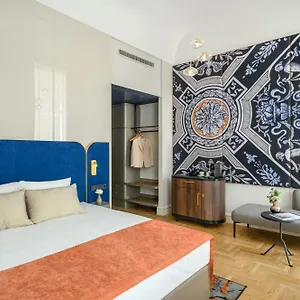 Hotel Moments By Continental Group ****